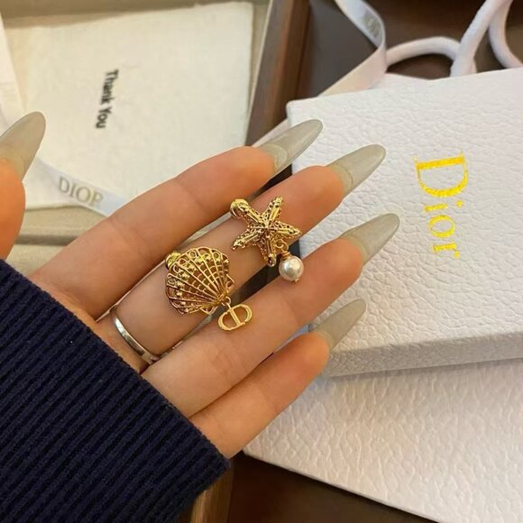 Dior earrings - Picture 1 of 5